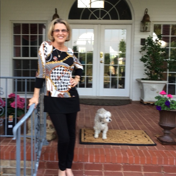 Eva Varro 3/4 sleeve top - Picture 7 of 7